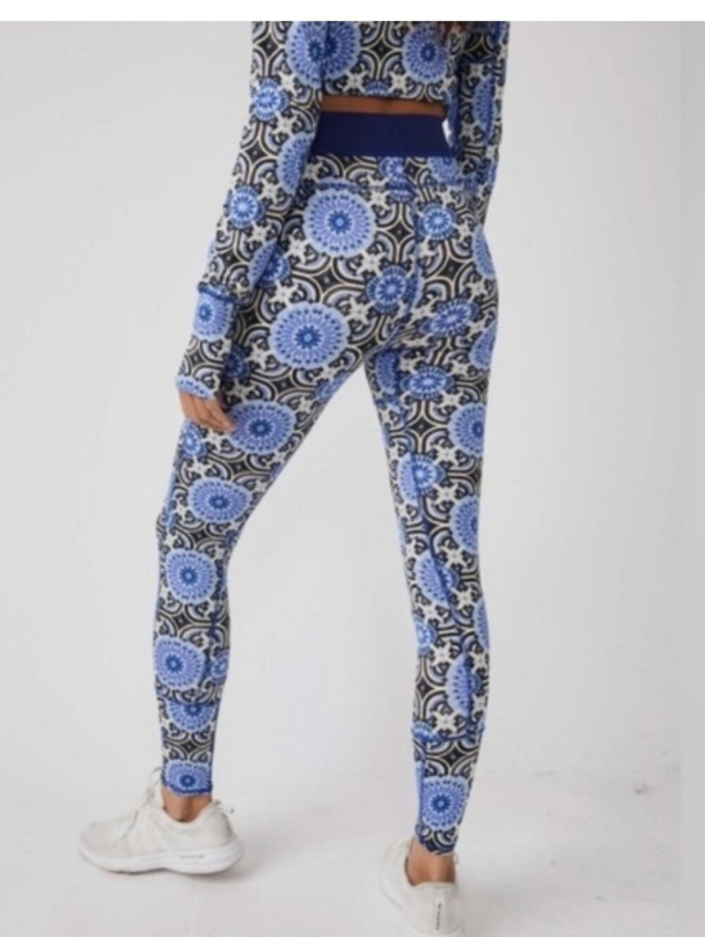 FP Movement Fireside Kaleidoscope Print Base Layer Leggings - Picture 2 of 13
